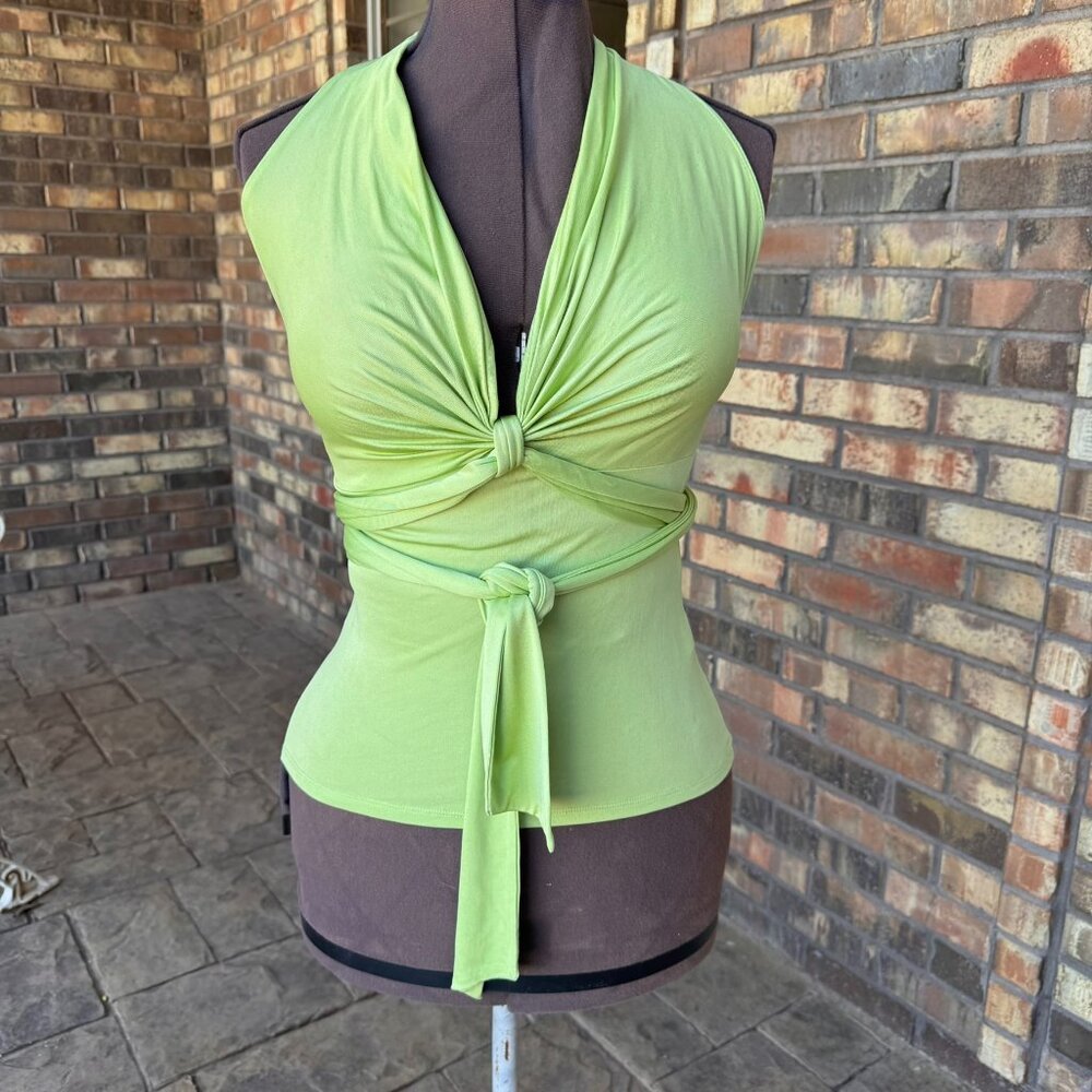 Page 100% silk green top; Size Small